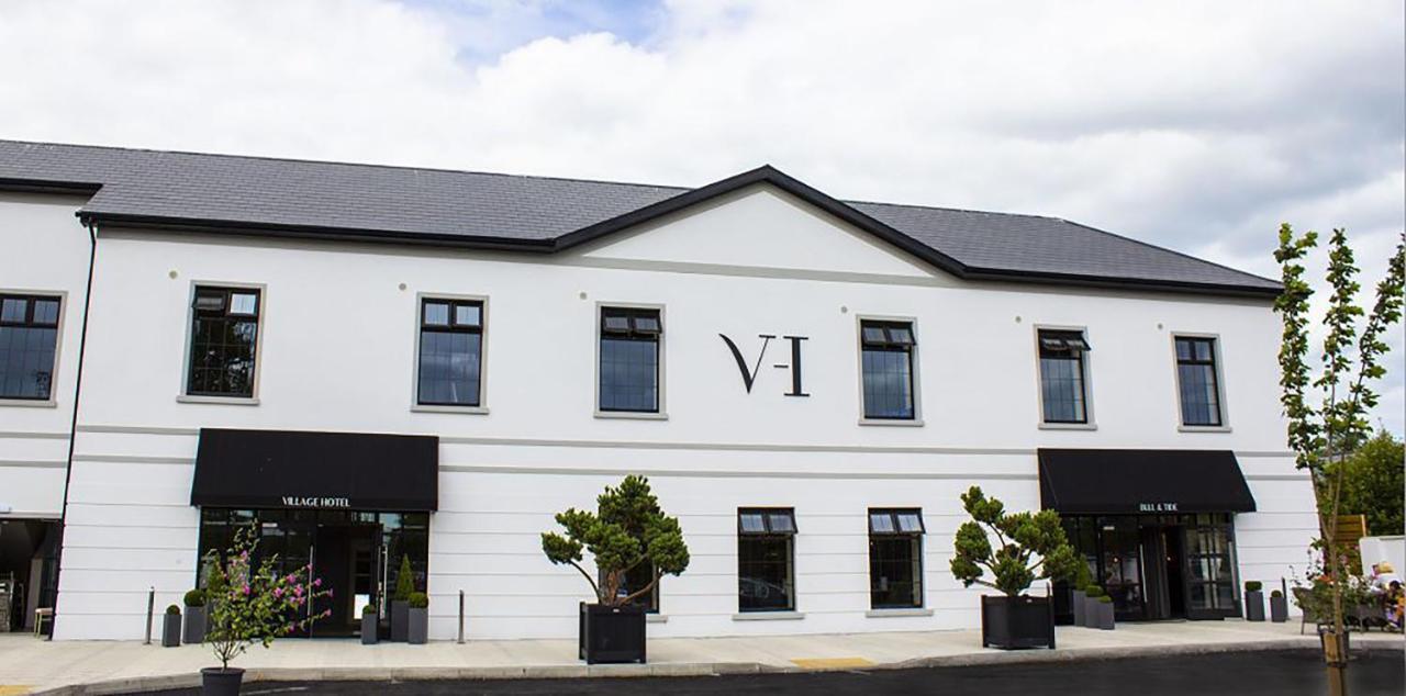 The Village Hotel, Bar And Restaurant Bettystown Exterior foto